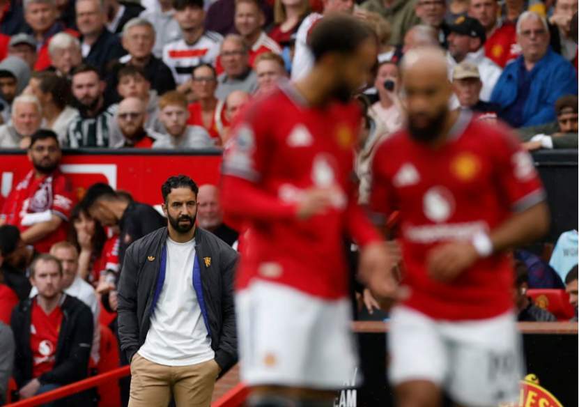 脸都打肿！滕哈格6000万苦追德容数月，一句话被彻底沉默